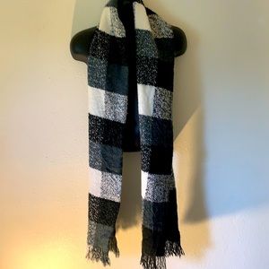 100 percent Acrylic scarf